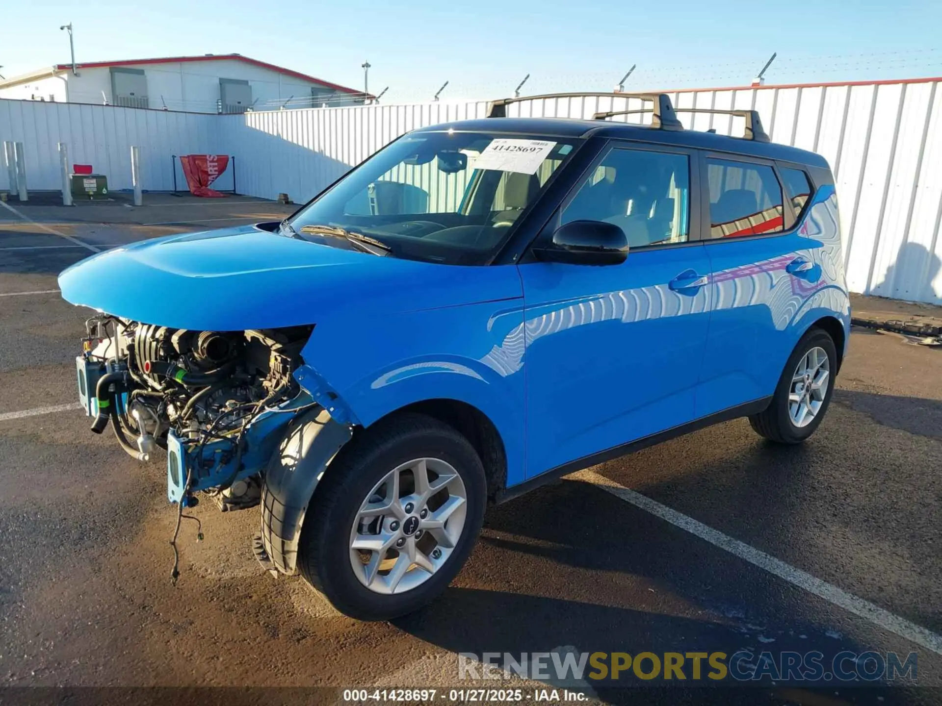 2 fotografías del automóvil dañado KNDJ23AU5P7207874 KIA SOUL 2023