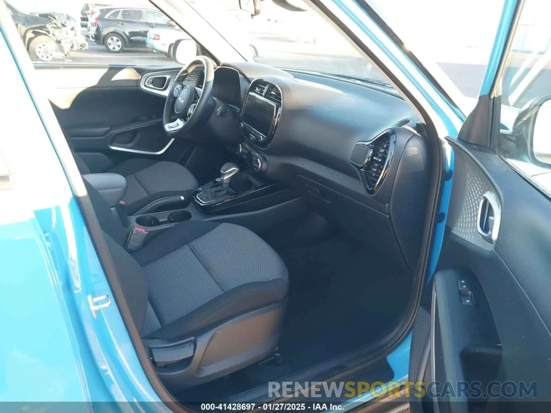 5 fotografías del automóvil dañado KNDJ23AU5P7207874 KIA SOUL 2023