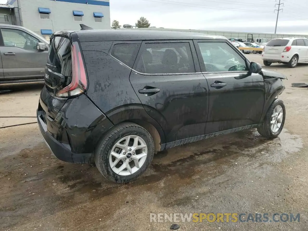 3 fotografías del automóvil dañado KNDJ23AU5P7876694 KIA SOUL 2023