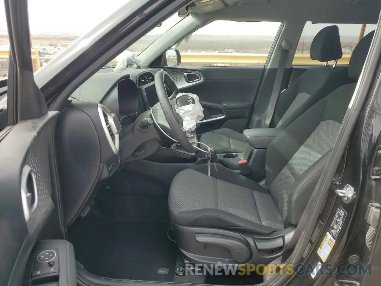 7 fotografías del automóvil dañado KNDJ23AU5P7876694 KIA SOUL 2023