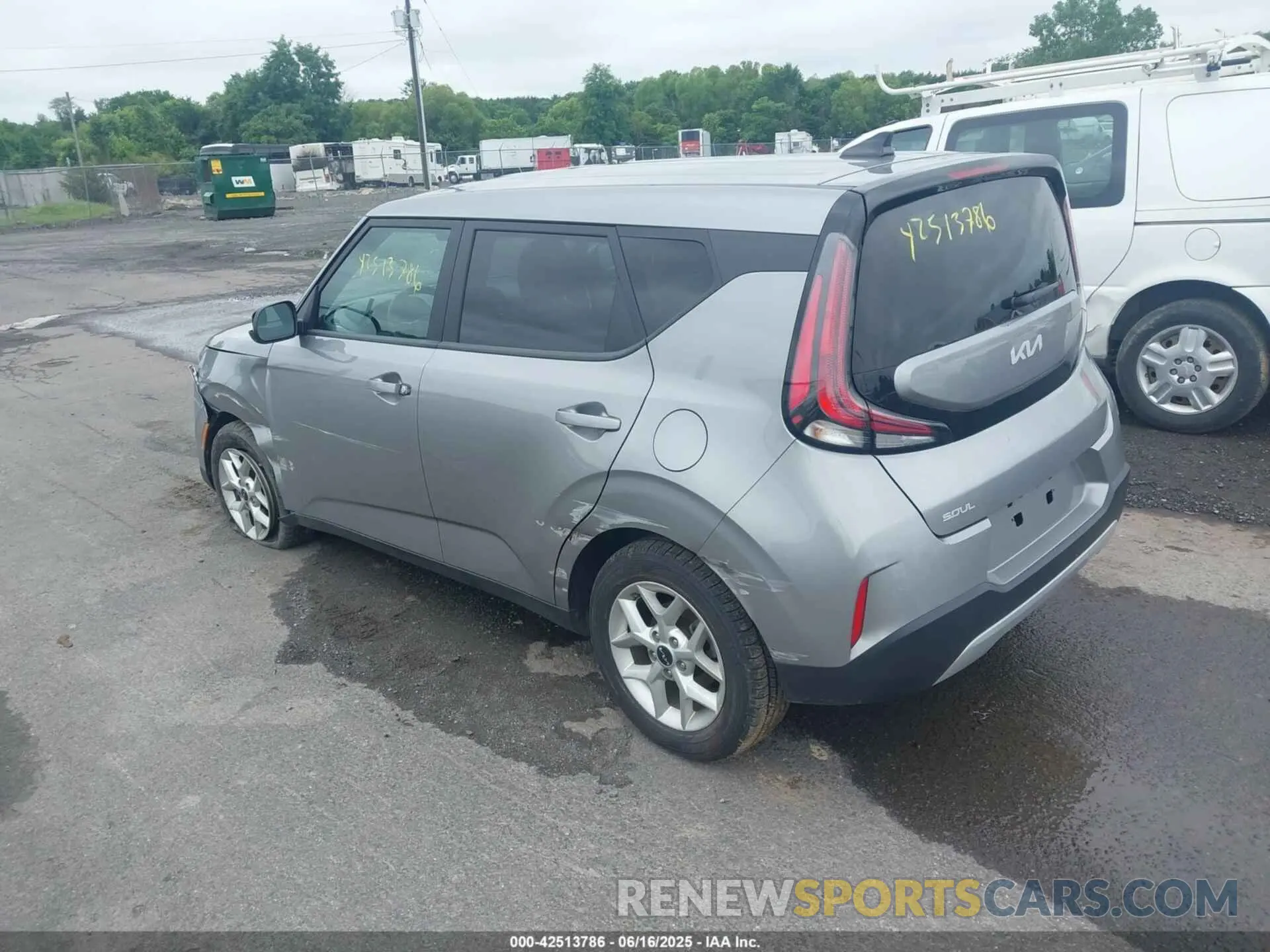 3 fotografías del automóvil dañado KNDJ23AU5P7881796 KIA SOUL 2023