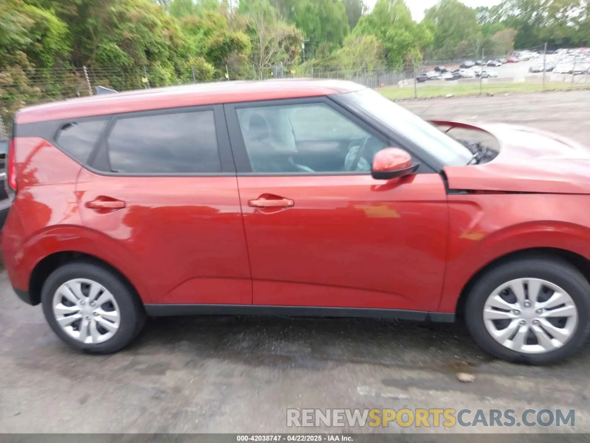 13 fotografías del automóvil dañado KNDJ23AU5P7891941 KIA SOUL 2023