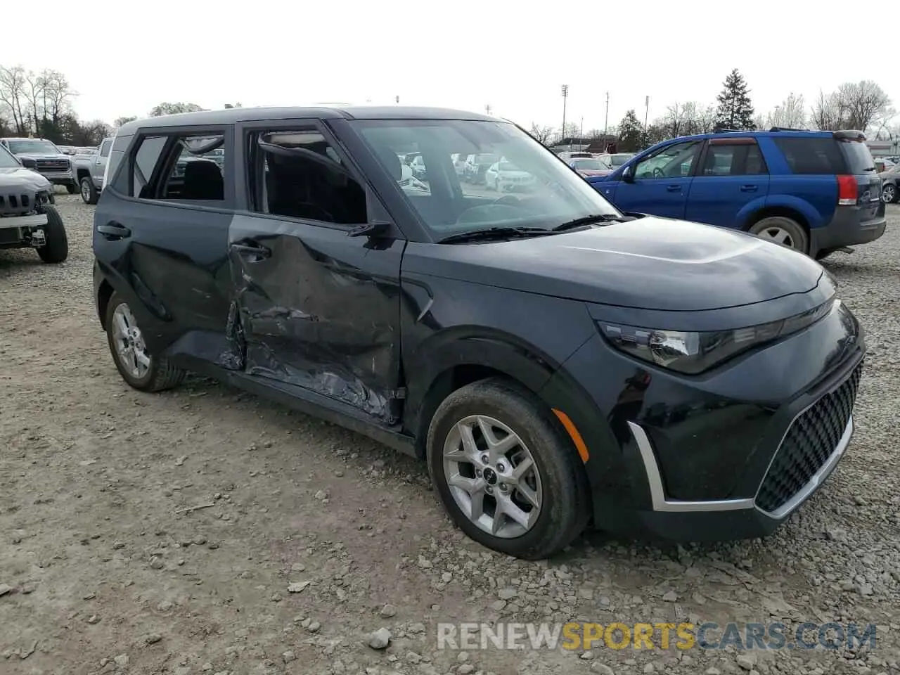 4 fotografías del automóvil dañado KNDJ23AU5P7896024 KIA SOUL 2023