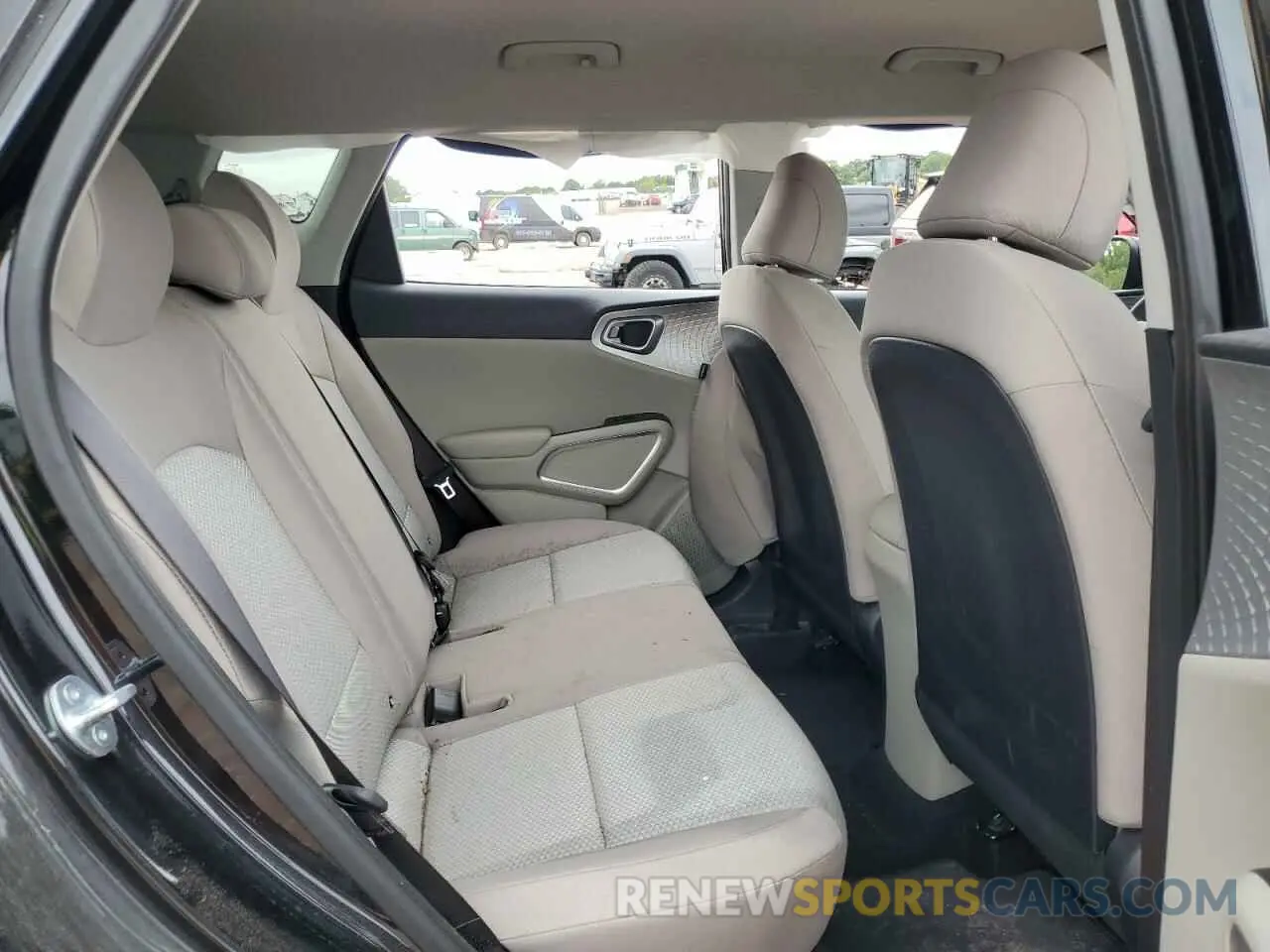 11 fotografías del automóvil dañado KNDJ23AU5P7896590 KIA SOUL 2023