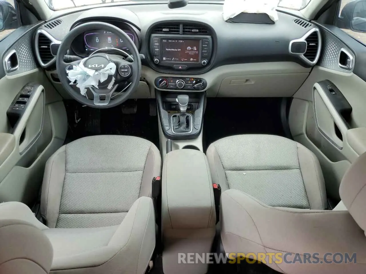 8 fotografías del automóvil dañado KNDJ23AU5P7896590 KIA SOUL 2023