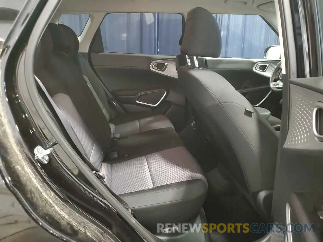 11 fotografías del automóvil dañado KNDJ23AU6P7840142 KIA SOUL 2023