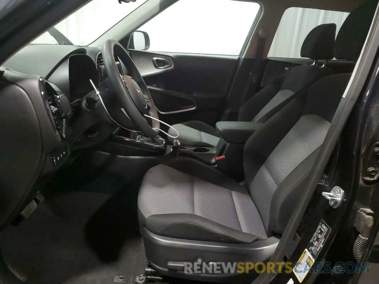 7 fotografías del automóvil dañado KNDJ23AU6P7840142 KIA SOUL 2023