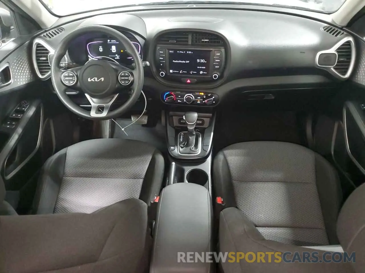 8 fotografías del automóvil dañado KNDJ23AU6P7861752 KIA SOUL 2023