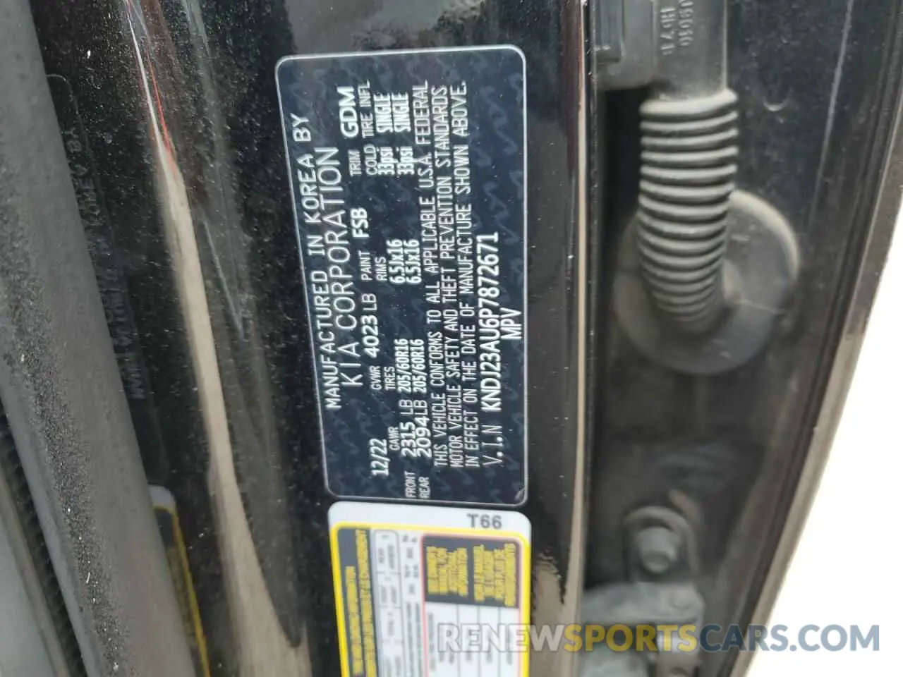 12 fotografías del automóvil dañado KNDJ23AU6P7872671 KIA SOUL 2023