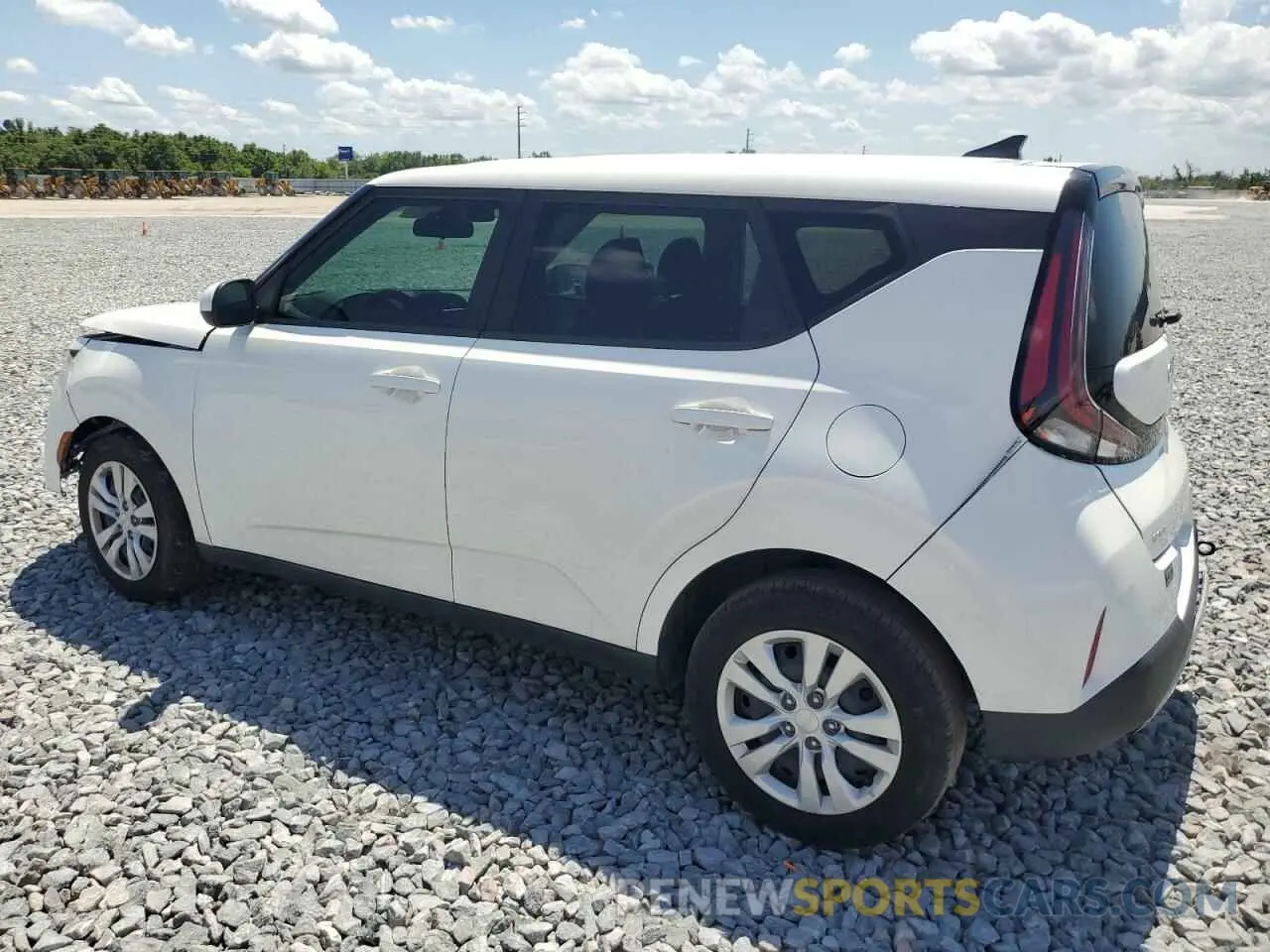 2 fotografías del automóvil dañado KNDJ23AU6P7884996 KIA SOUL 2023