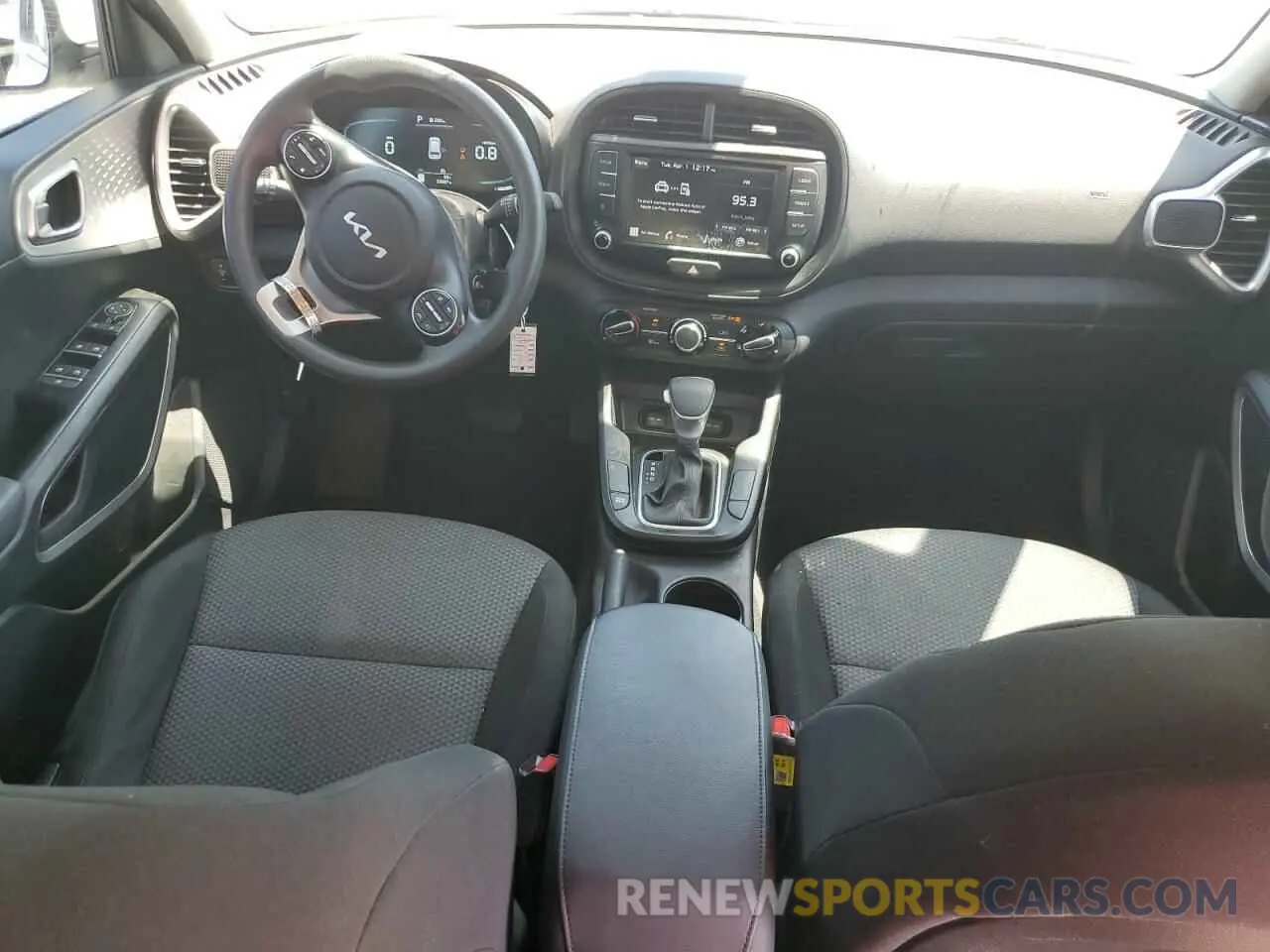 8 fotografías del automóvil dañado KNDJ23AU6P7884996 KIA SOUL 2023
