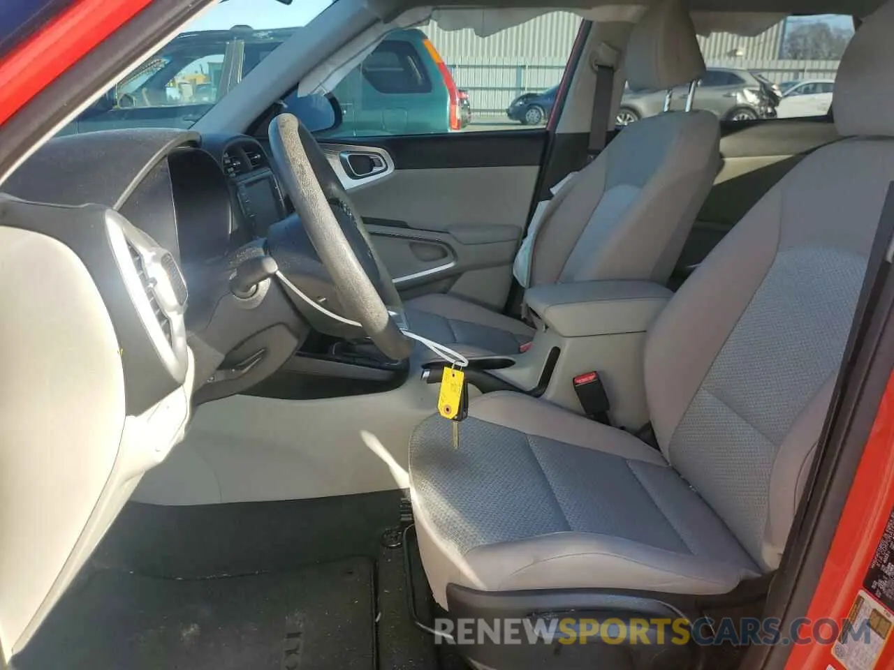 7 fotografías del automóvil dañado KNDJ23AU7P7202238 KIA SOUL 2023