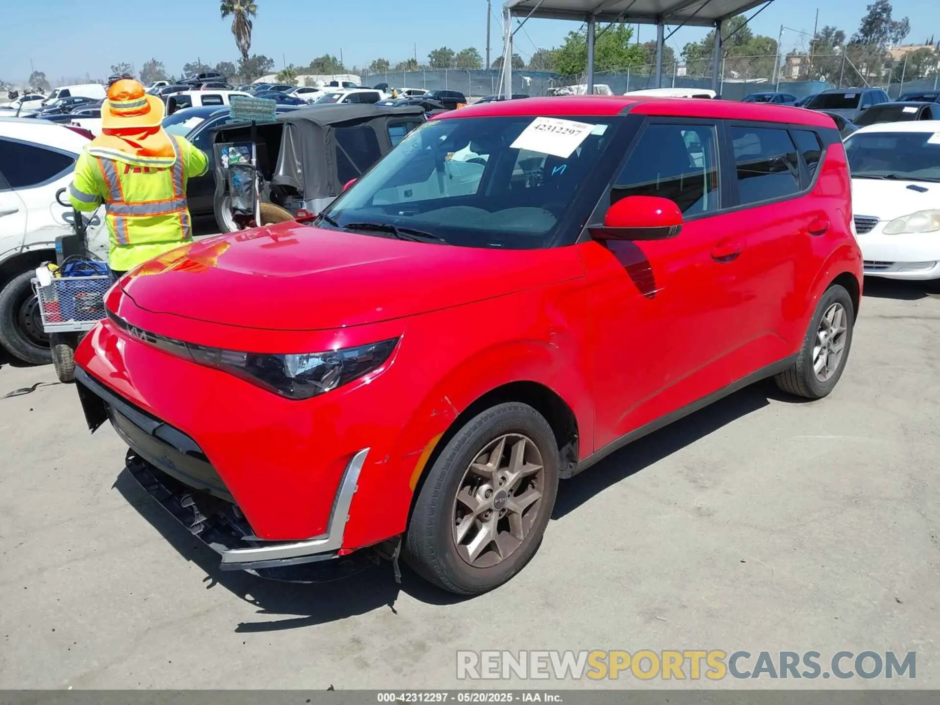 2 fotografías del automóvil dañado KNDJ23AU7P7202658 KIA SOUL 2023