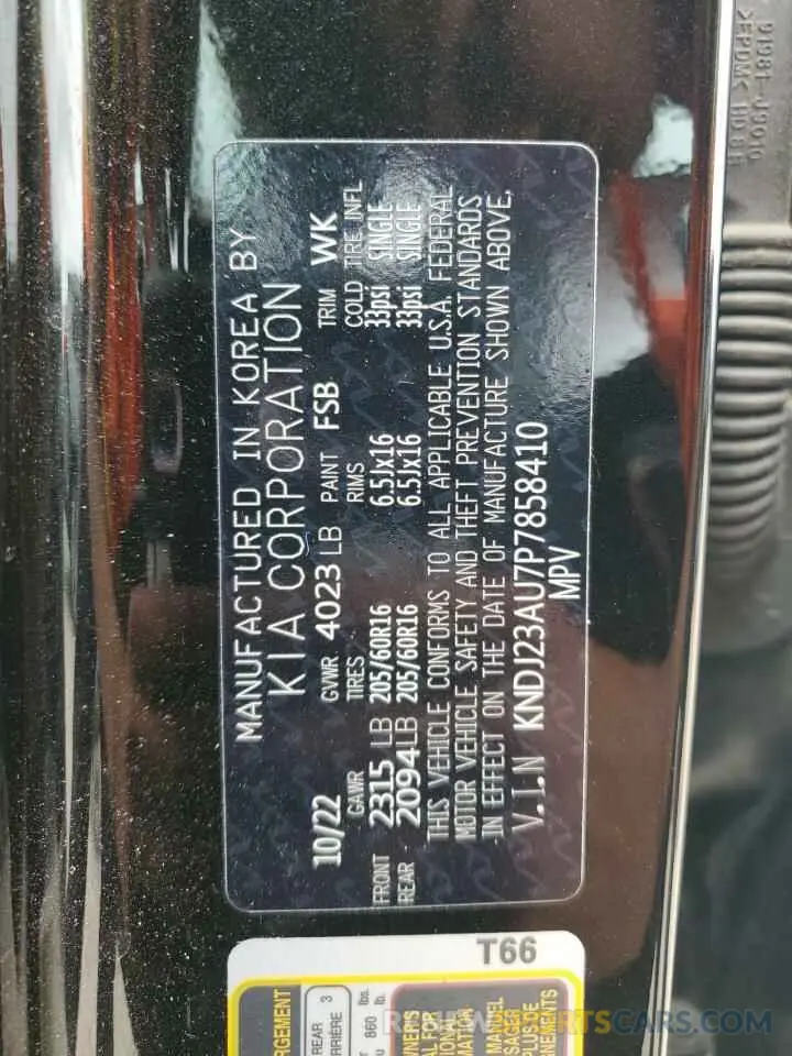 13 fotografías del automóvil dañado KNDJ23AU7P7858410 KIA SOUL 2023