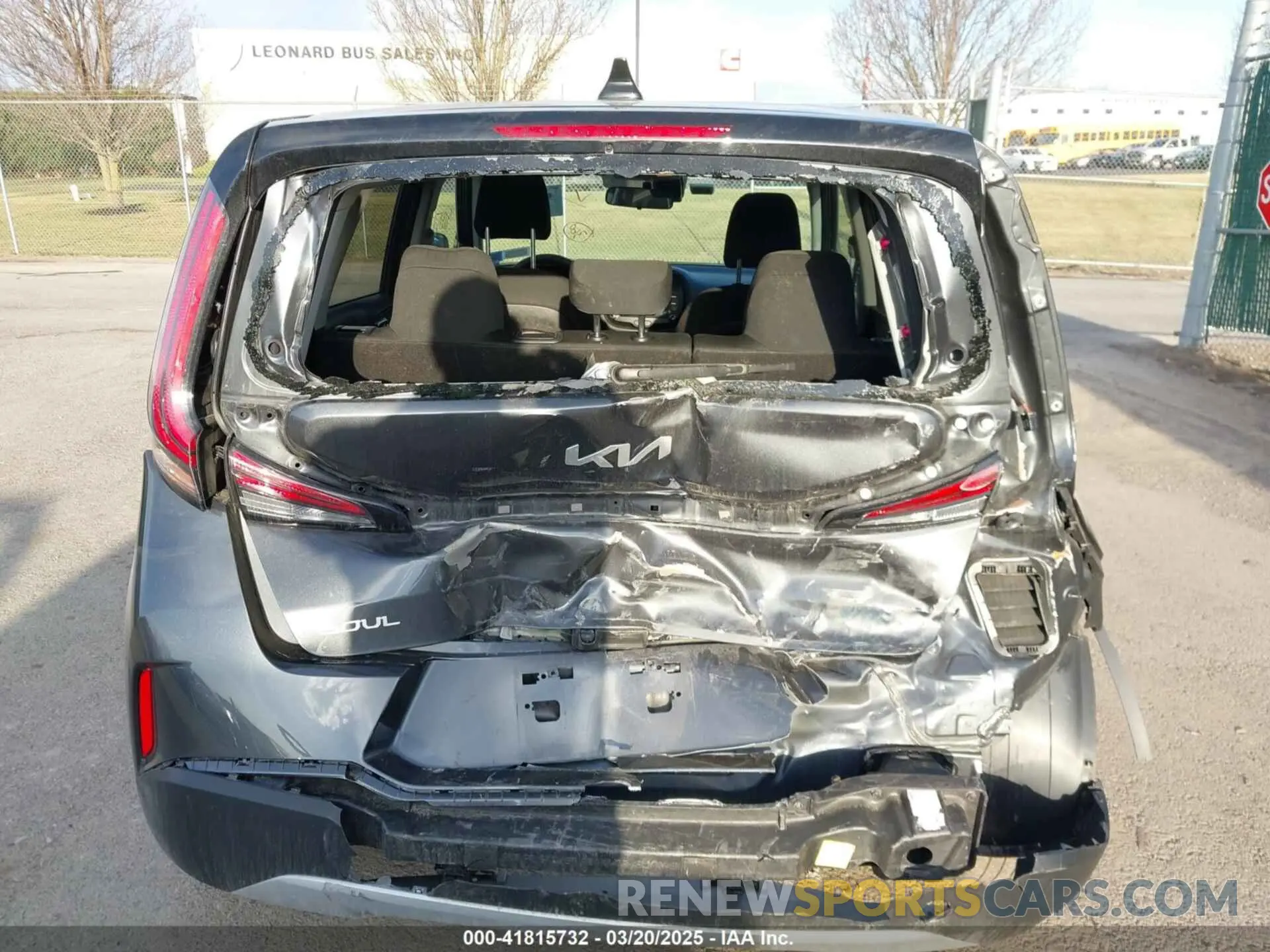 17 fotografías del automóvil dañado KNDJ23AU7P7879953 KIA SOUL 2023
