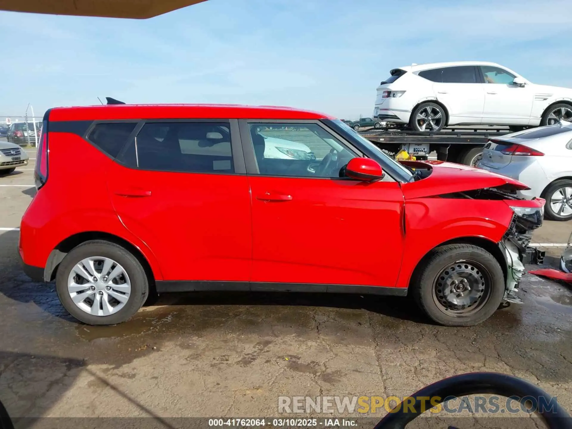 14 fotografías del automóvil dañado KNDJ23AU8P7196997 KIA SOUL 2023