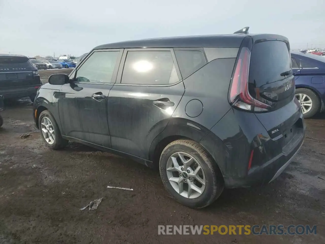 2 fotografías del automóvil dañado KNDJ23AU8P7857833 KIA SOUL 2023