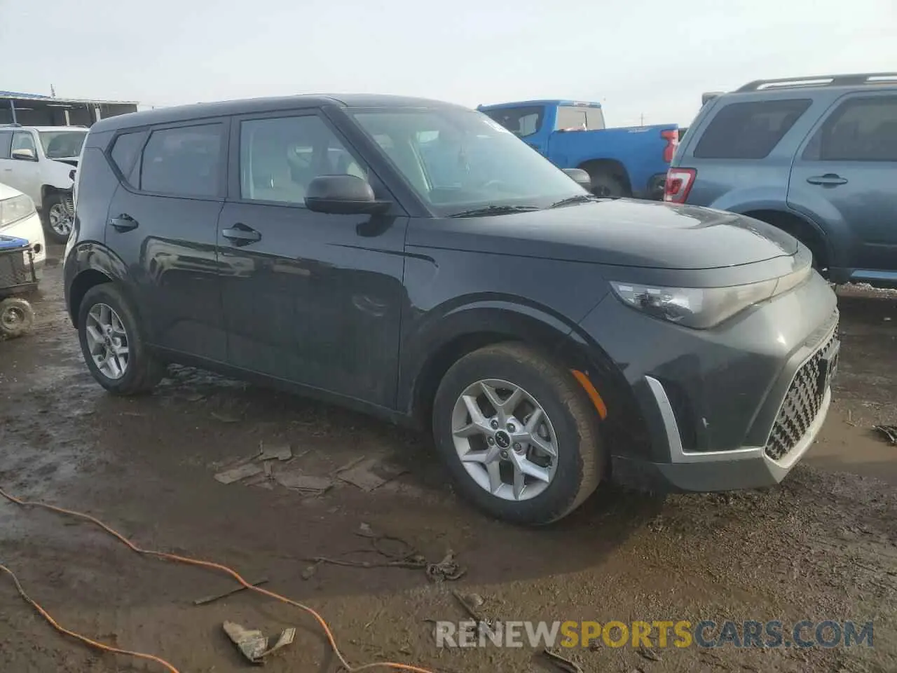 4 fotografías del automóvil dañado KNDJ23AU8P7857833 KIA SOUL 2023