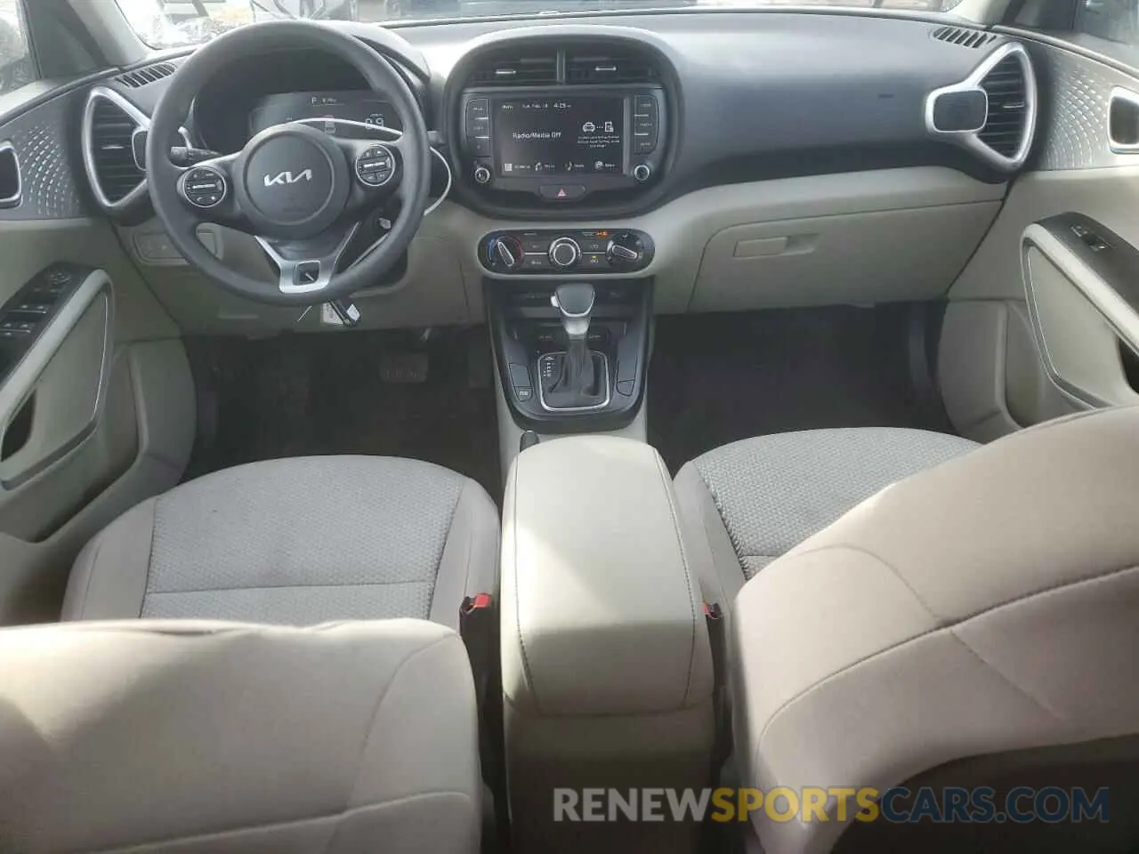 8 fotografías del automóvil dañado KNDJ23AU8P7857833 KIA SOUL 2023