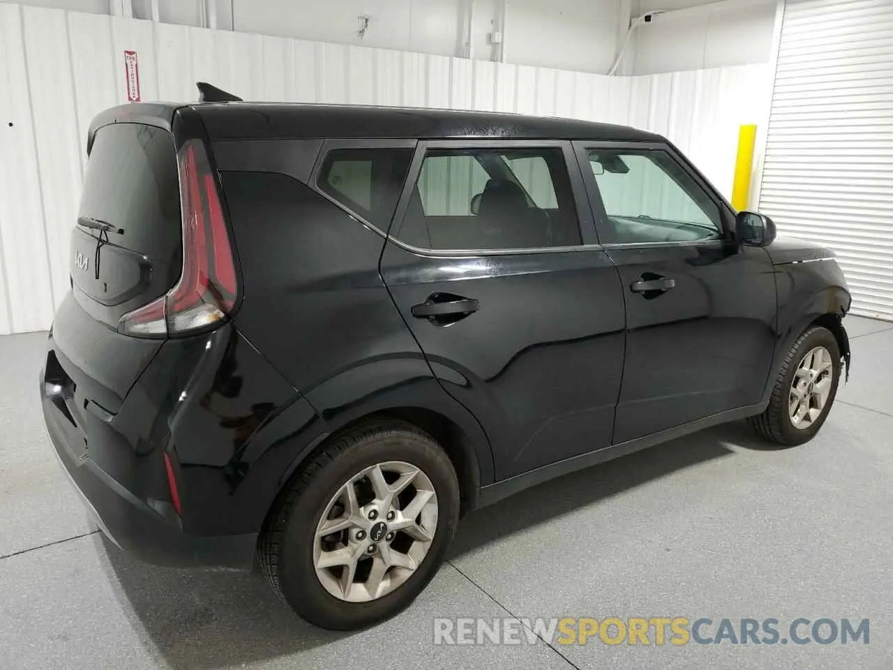 3 fotografías del automóvil dañado KNDJ23AU8P7869481 KIA SOUL 2023