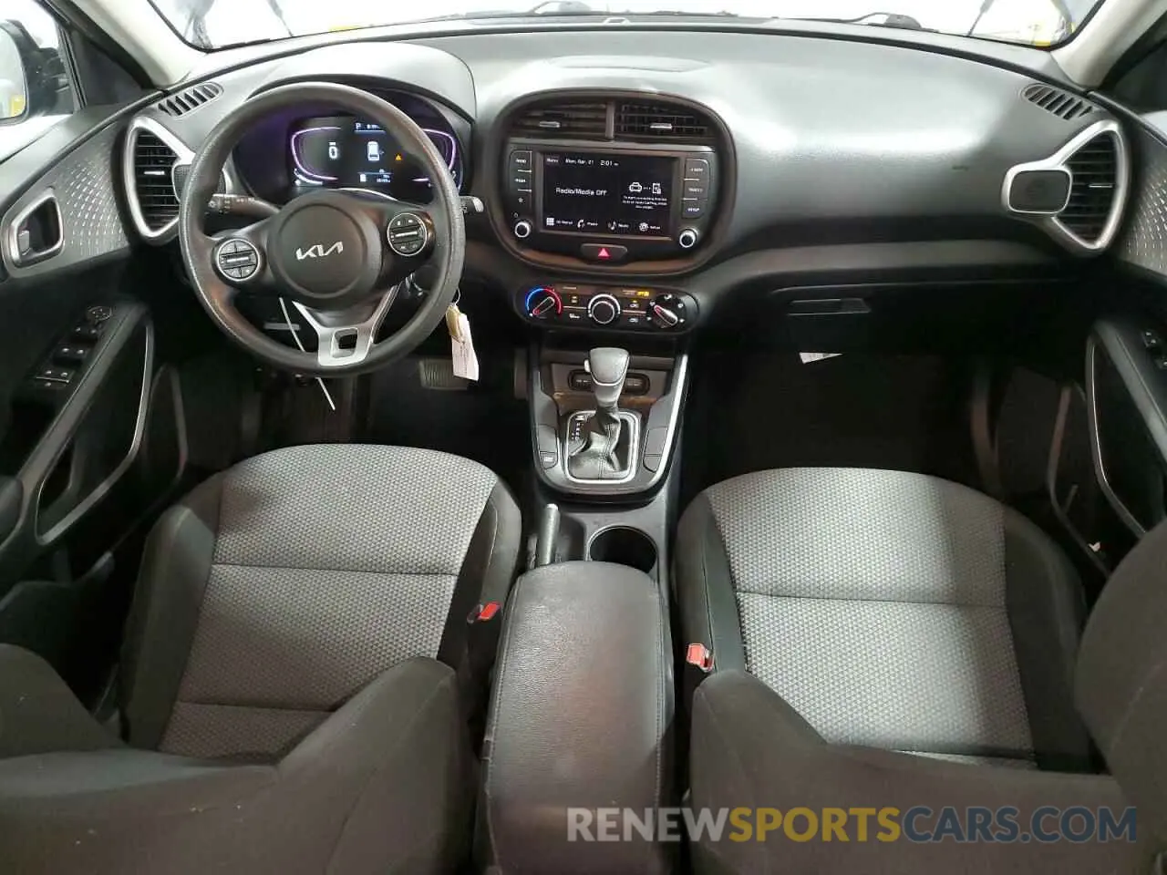 8 fotografías del automóvil dañado KNDJ23AU8P7869481 KIA SOUL 2023