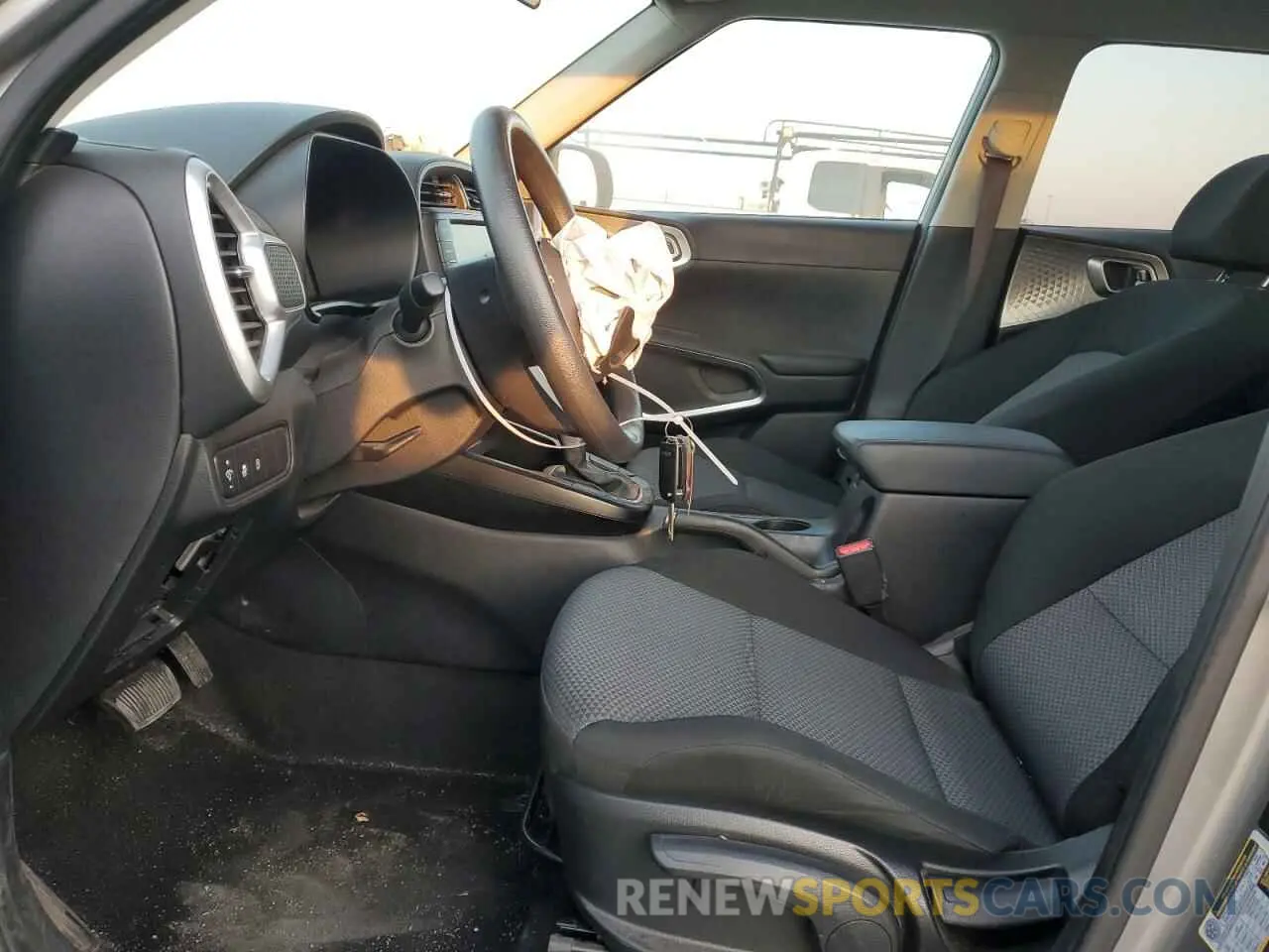 7 fotografías del automóvil dañado KNDJ23AU8P7877709 KIA SOUL 2023