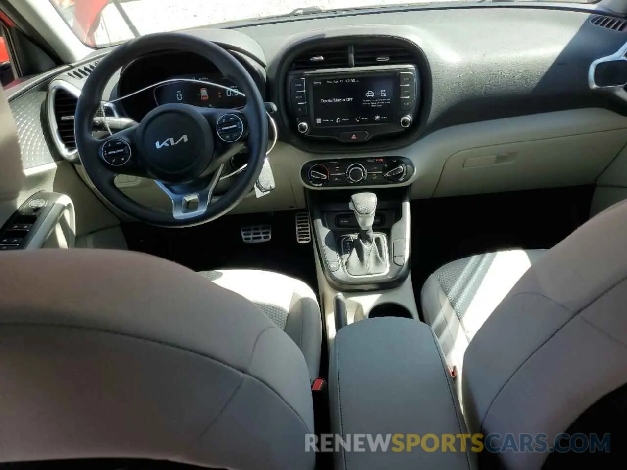 8 fotografías del automóvil dañado KNDJ23AU9P7191033 KIA SOUL 2023