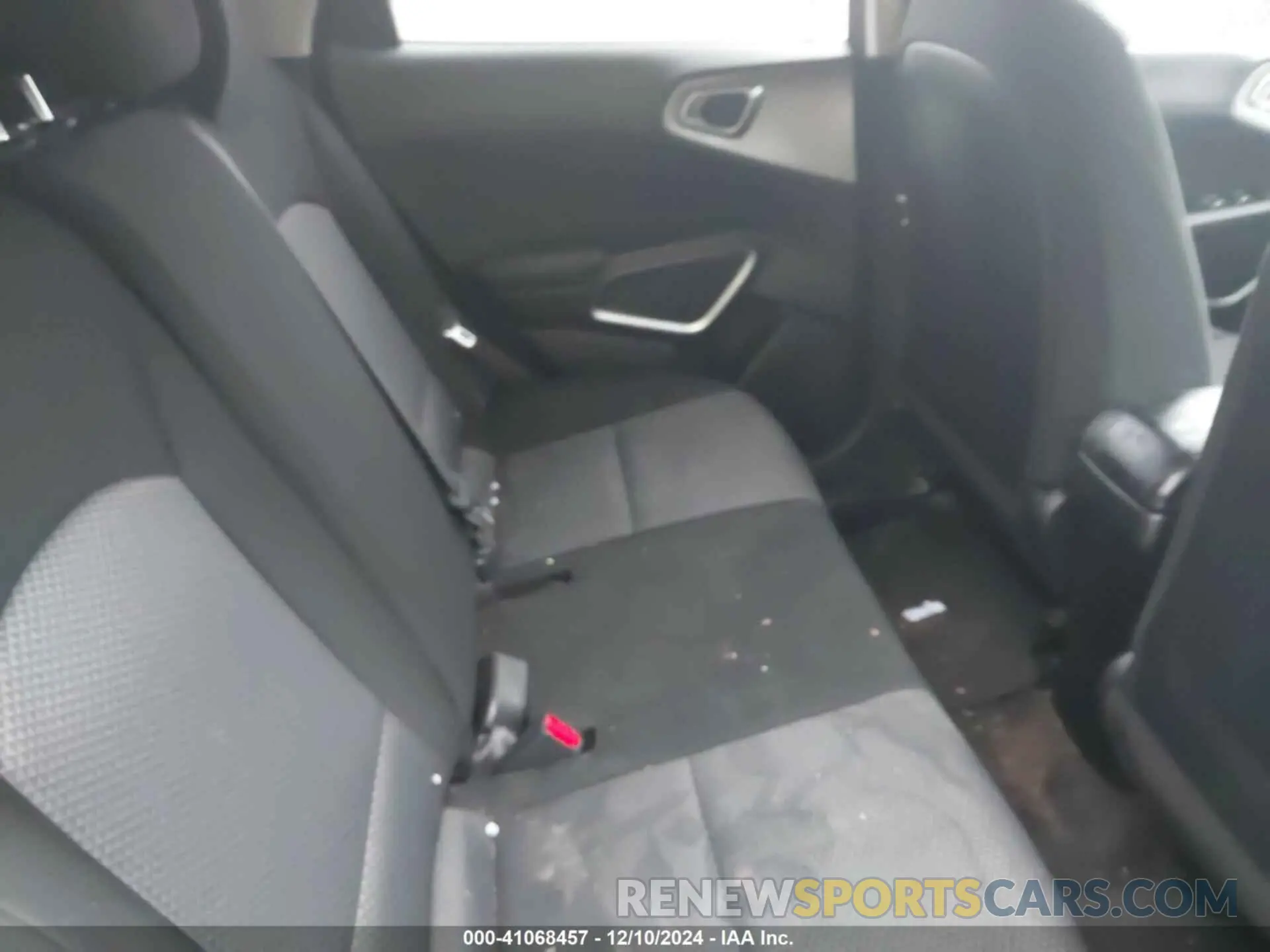 8 fotografías del automóvil dañado KNDJ23AU9P7196216 KIA SOUL 2023
