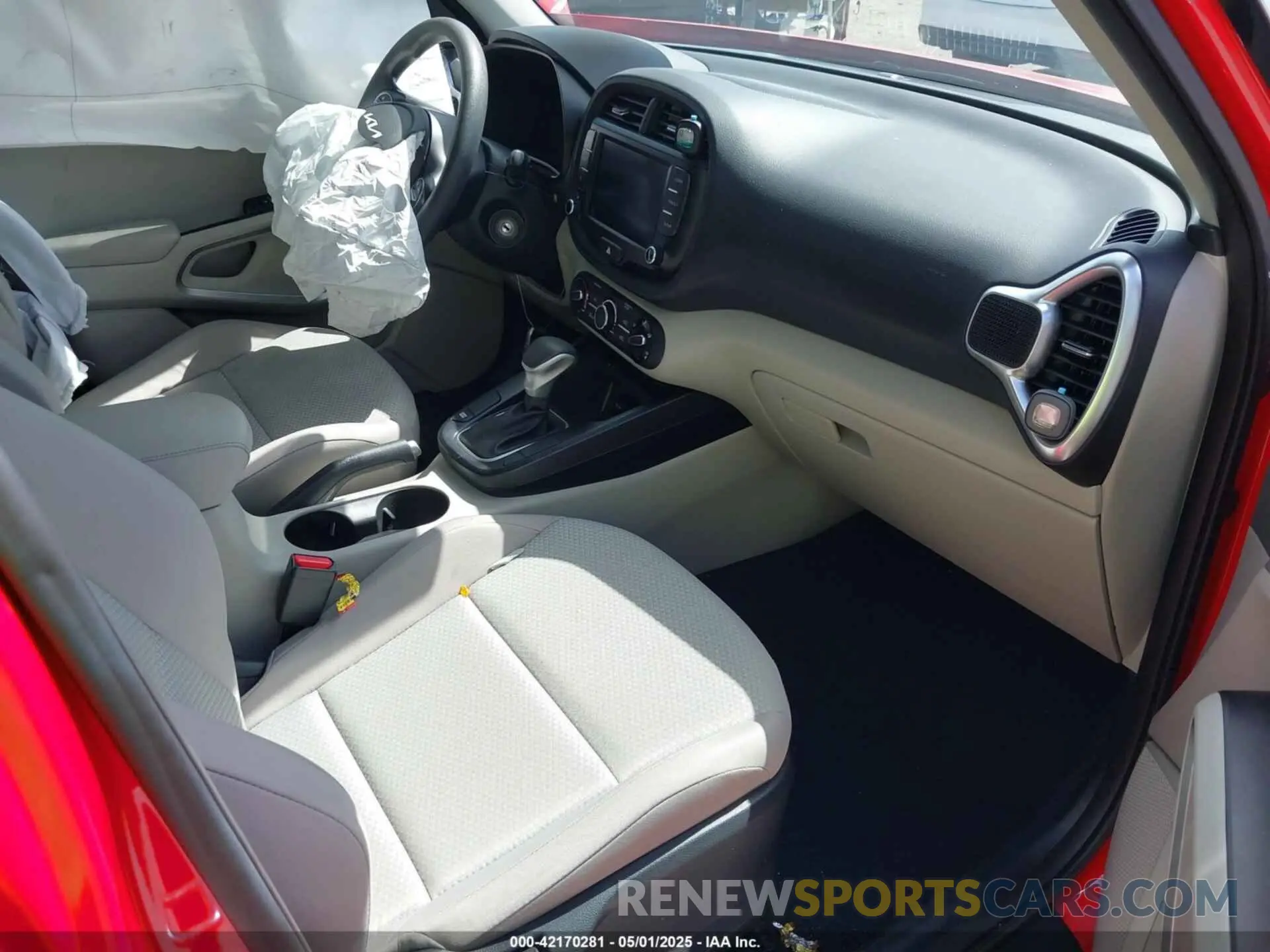 5 fotografías del automóvil dañado KNDJ23AU9P7207618 KIA SOUL 2023