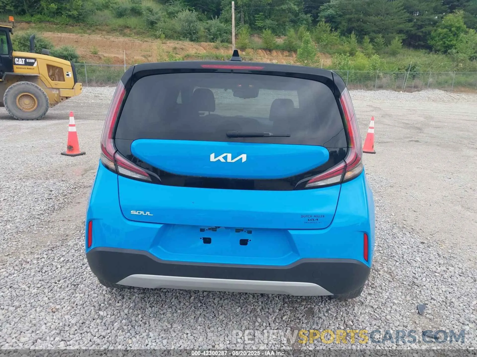 16 fotografías del automóvil dañado KNDJ23AUXP7204582 KIA SOUL 2023