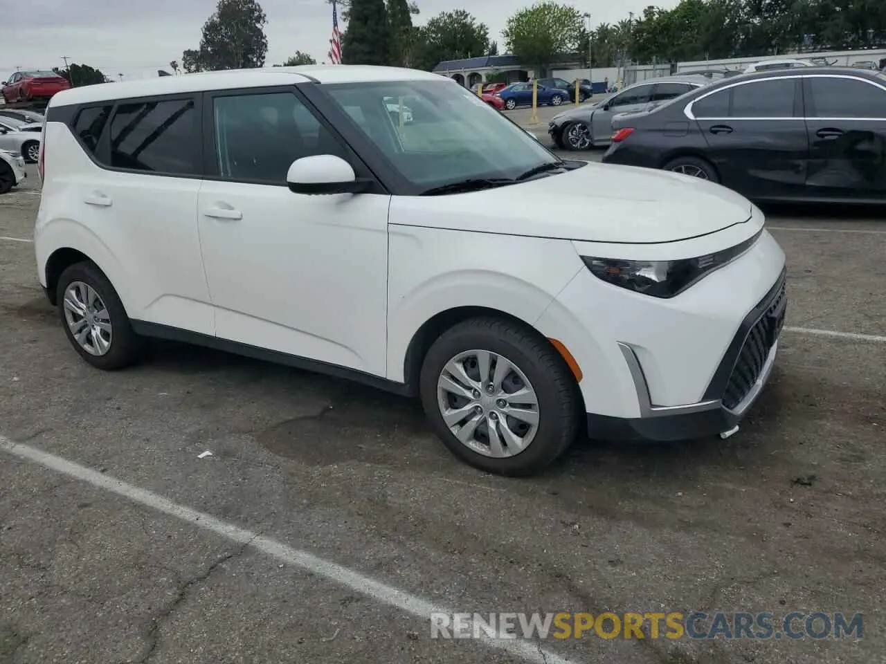 4 fotografías del automóvil dañado KNDJ23AUXP7846431 KIA SOUL 2023
