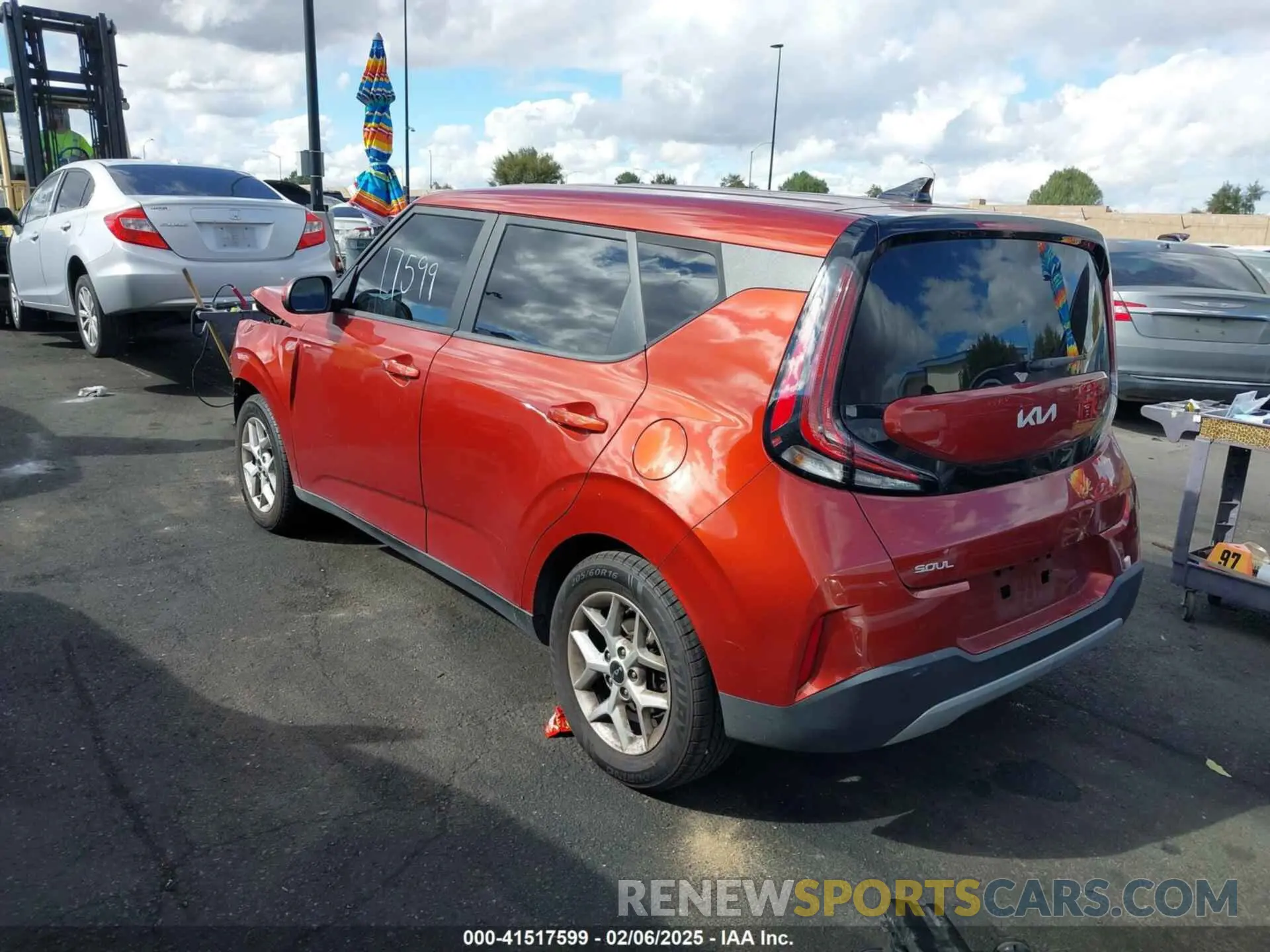 3 fotografías del automóvil dañado KNDJ23AUXP7849751 KIA SOUL 2023