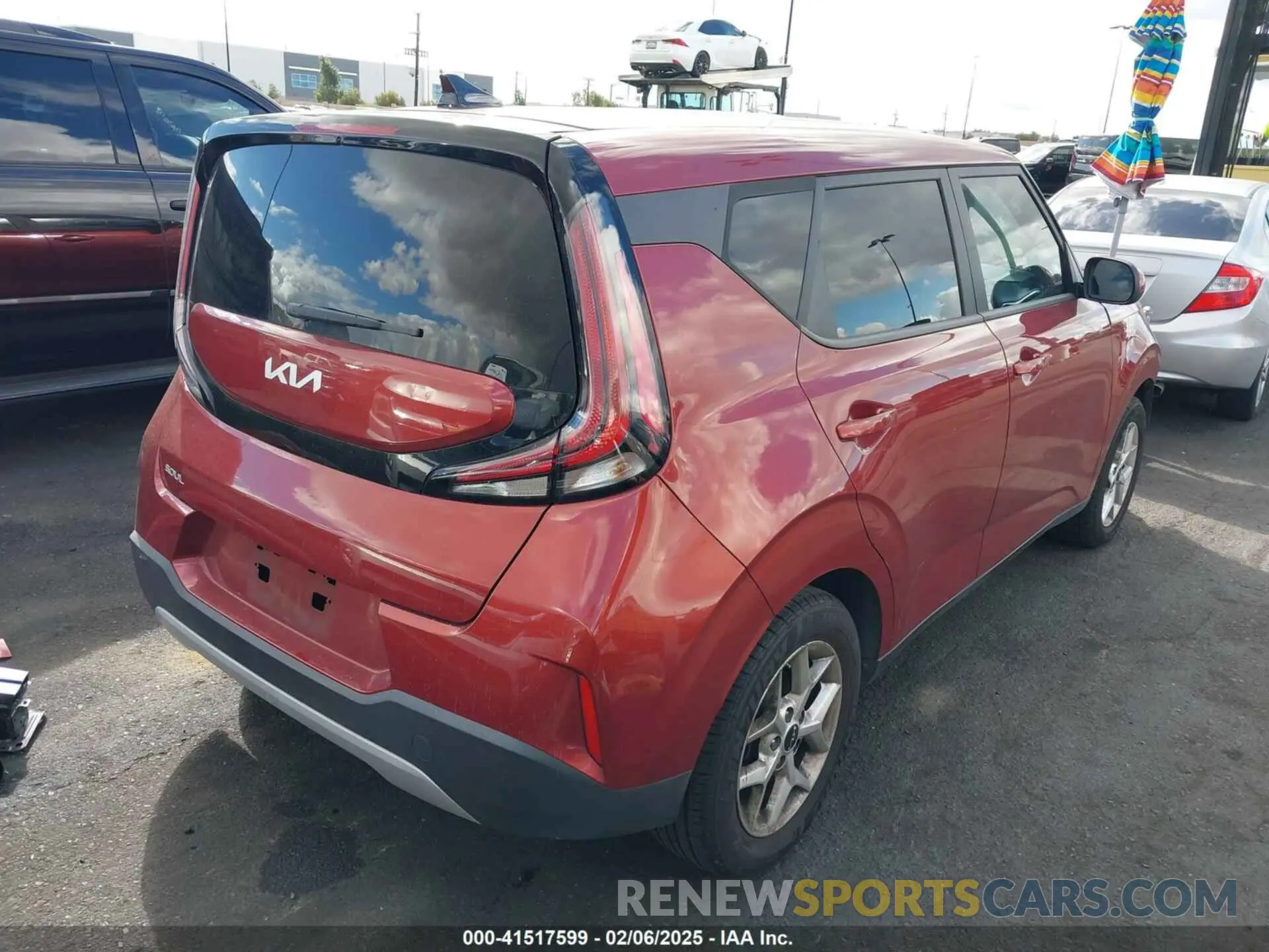 4 fotografías del automóvil dañado KNDJ23AUXP7849751 KIA SOUL 2023