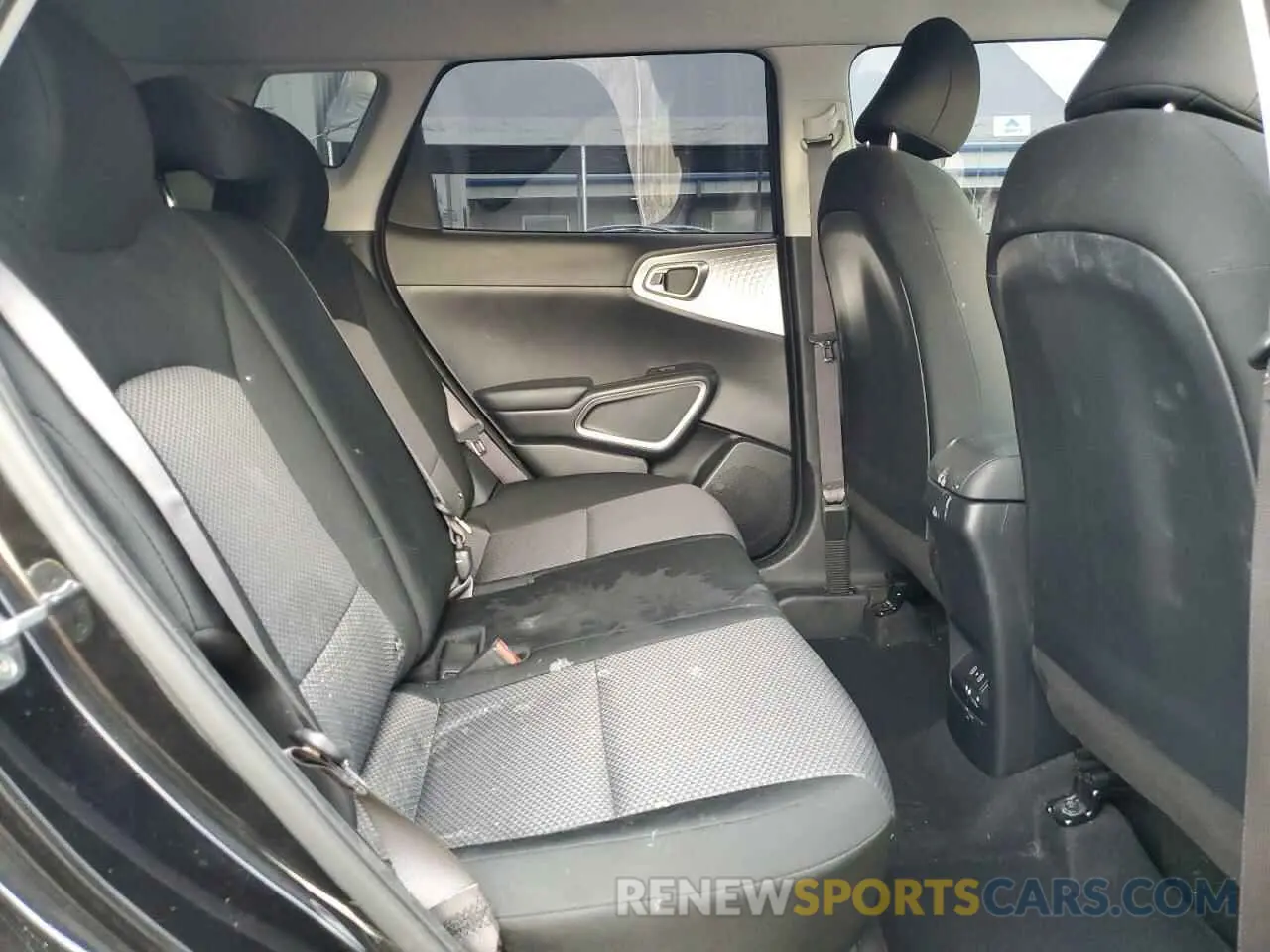 11 fotografías del automóvil dañado KNDJ23AUXP7850155 KIA SOUL 2023