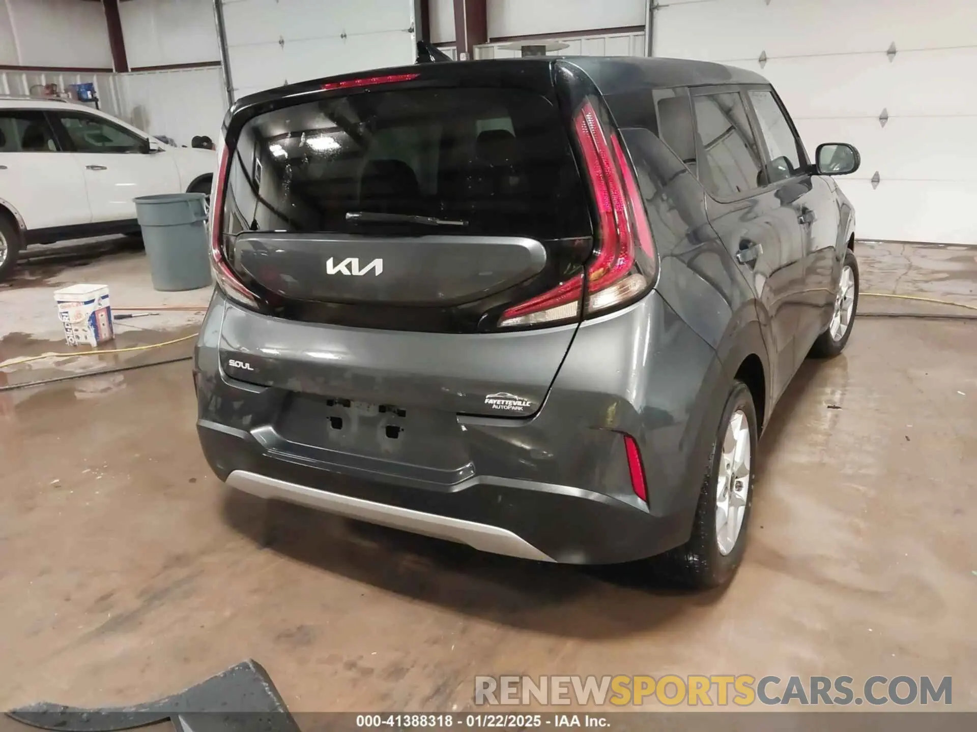 4 fotografías del automóvil dañado KNDJ23AUXP7884306 KIA SOUL 2023