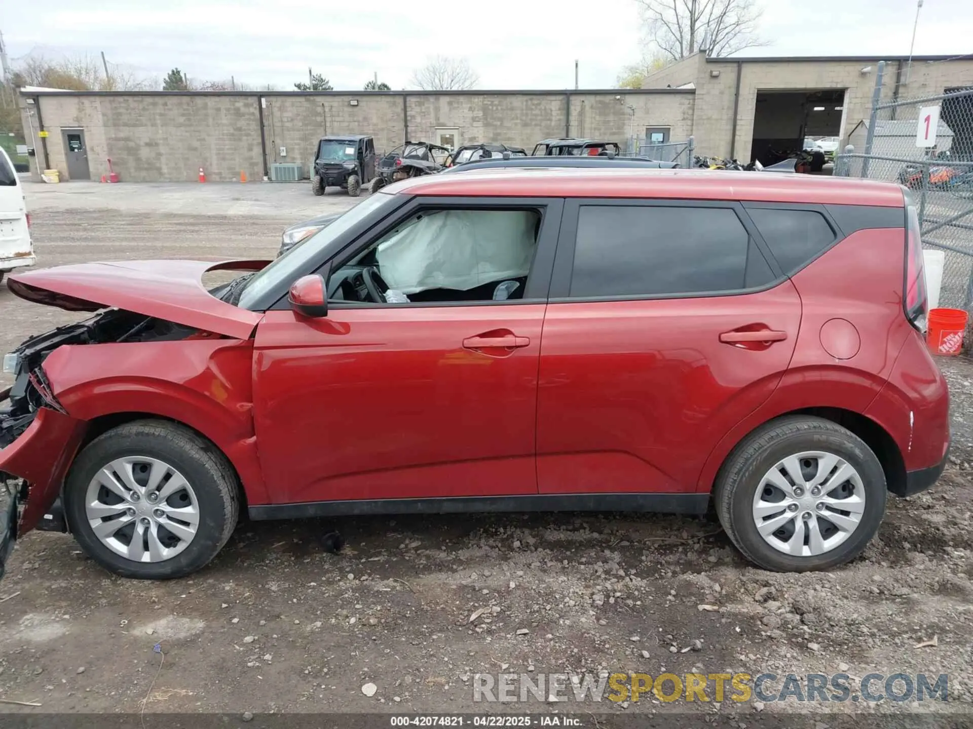 15 fotografías del automóvil dañado KNDJ23AUXP7890087 KIA SOUL 2023