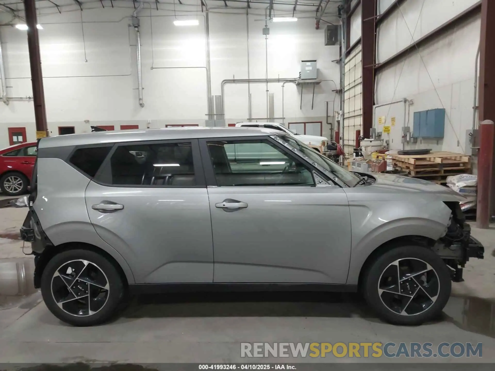 14 fotografías del automóvil dañado KNDJ33AU0P7847875 KIA SOUL 2023