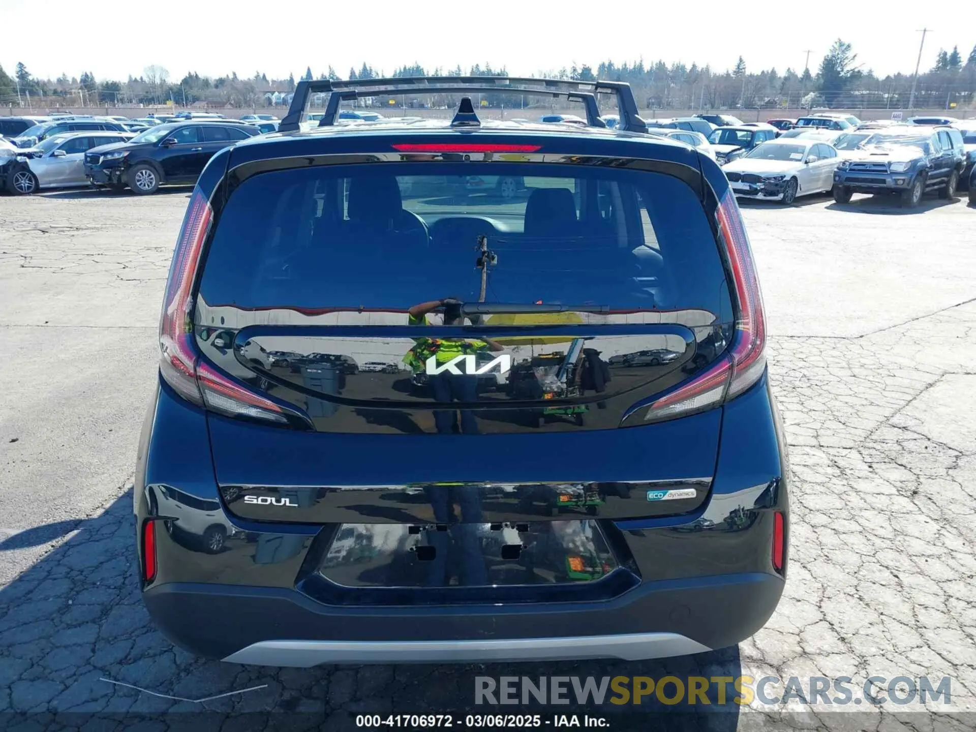 16 fotografías del automóvil dañado KNDJ33AU0P7893724 KIA SOUL 2023