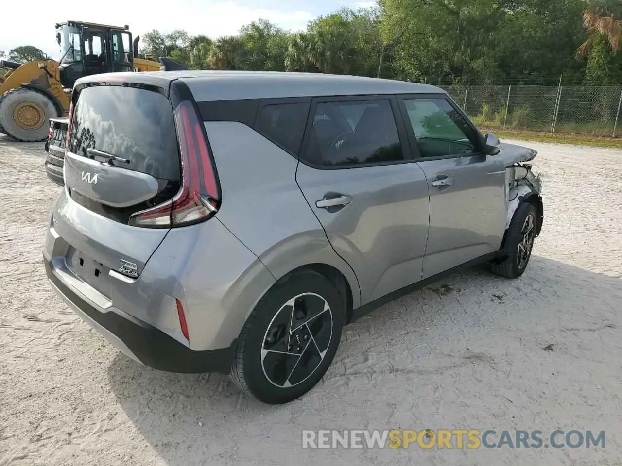 3 fotografías del automóvil dañado KNDJ33AU8P7871650 KIA SOUL 2023