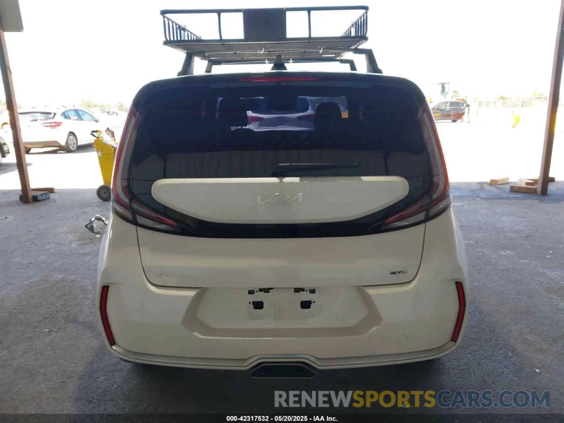 16 fotografías del automóvil dañado KNDJ53AU0P7865156 KIA SOUL 2023