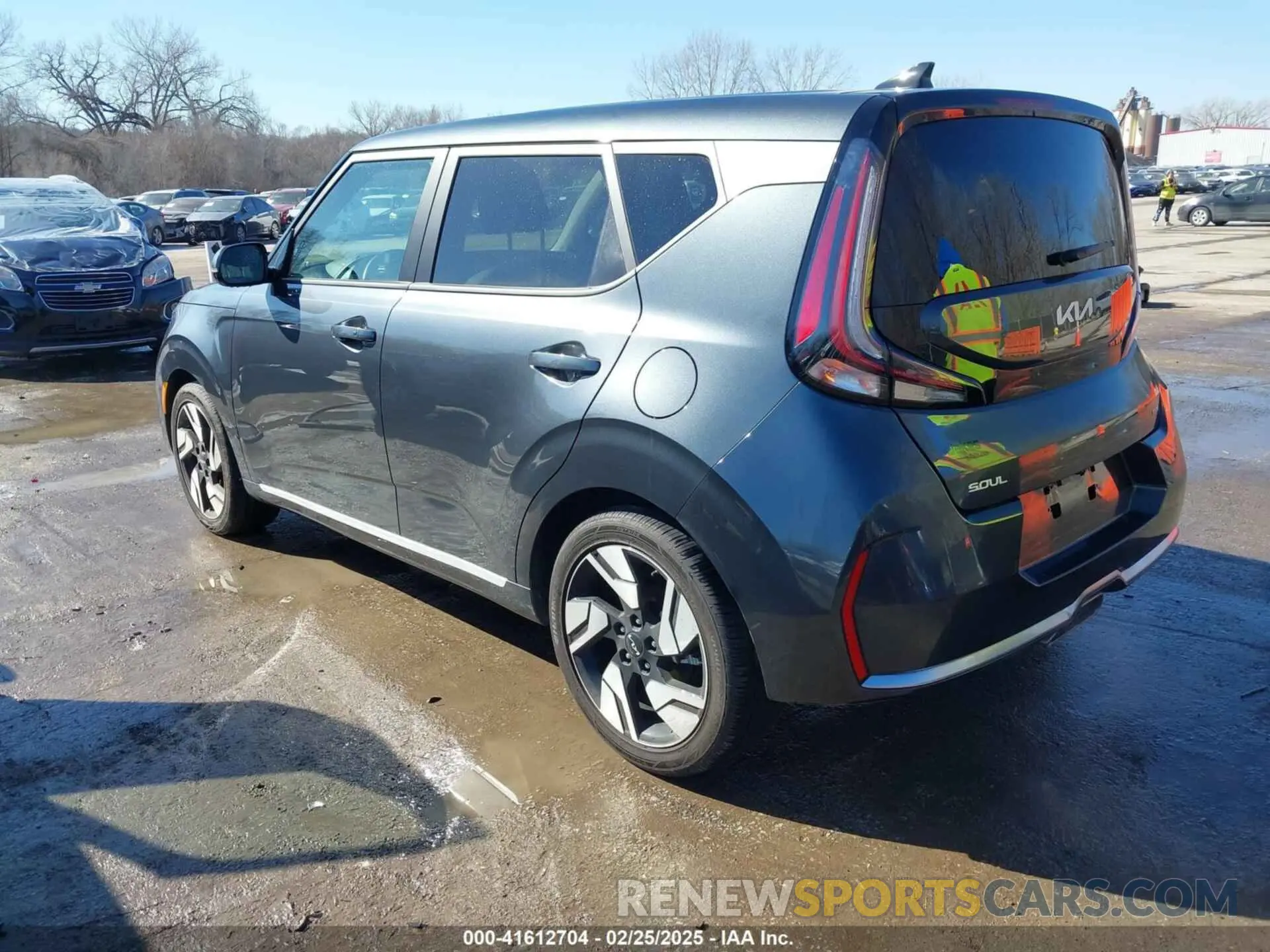 3 fotografías del automóvil dañado KNDJ53AU3P7882999 KIA SOUL 2023