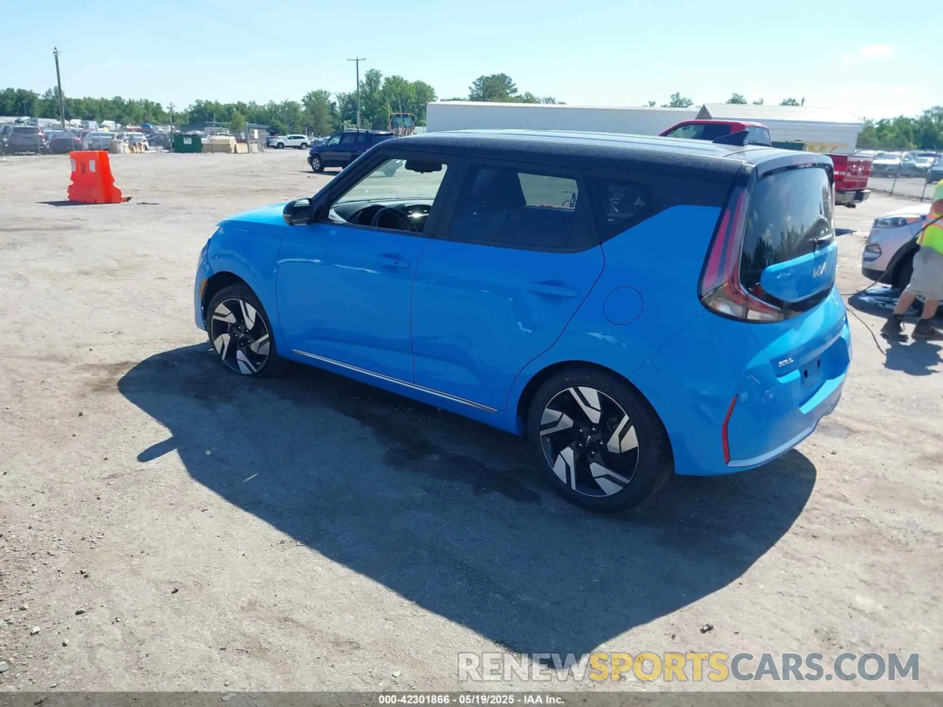 3 fotografías del automóvil dañado KNDJ53AU4P7195370 KIA SOUL 2023