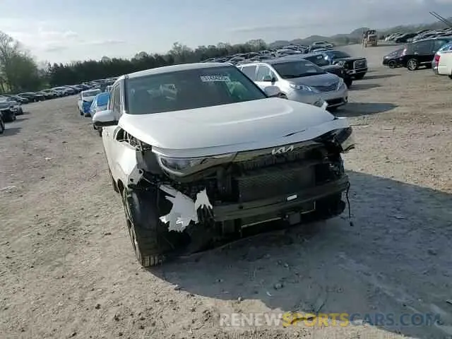 11 fotografías del automóvil dañado KNDJ53AU4P7840115 KIA SOUL 2023