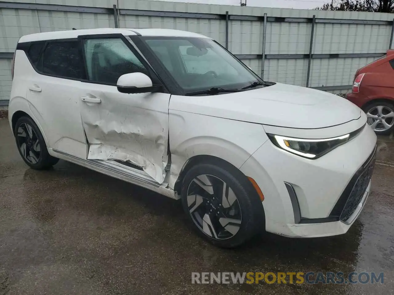 4 fotografías del automóvil dañado KNDJ53AU4P7867430 KIA SOUL 2023