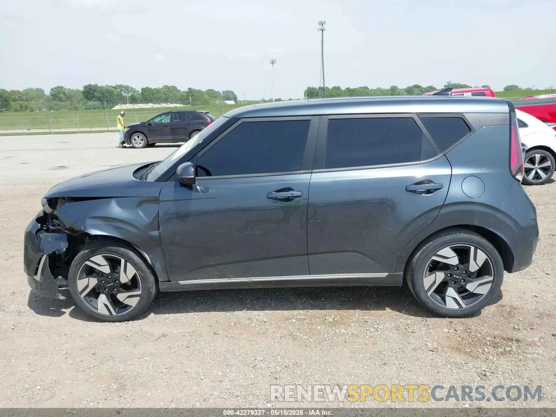 14 fotografías del automóvil dañado KNDJ53AU7P7191734 KIA SOUL 2023
