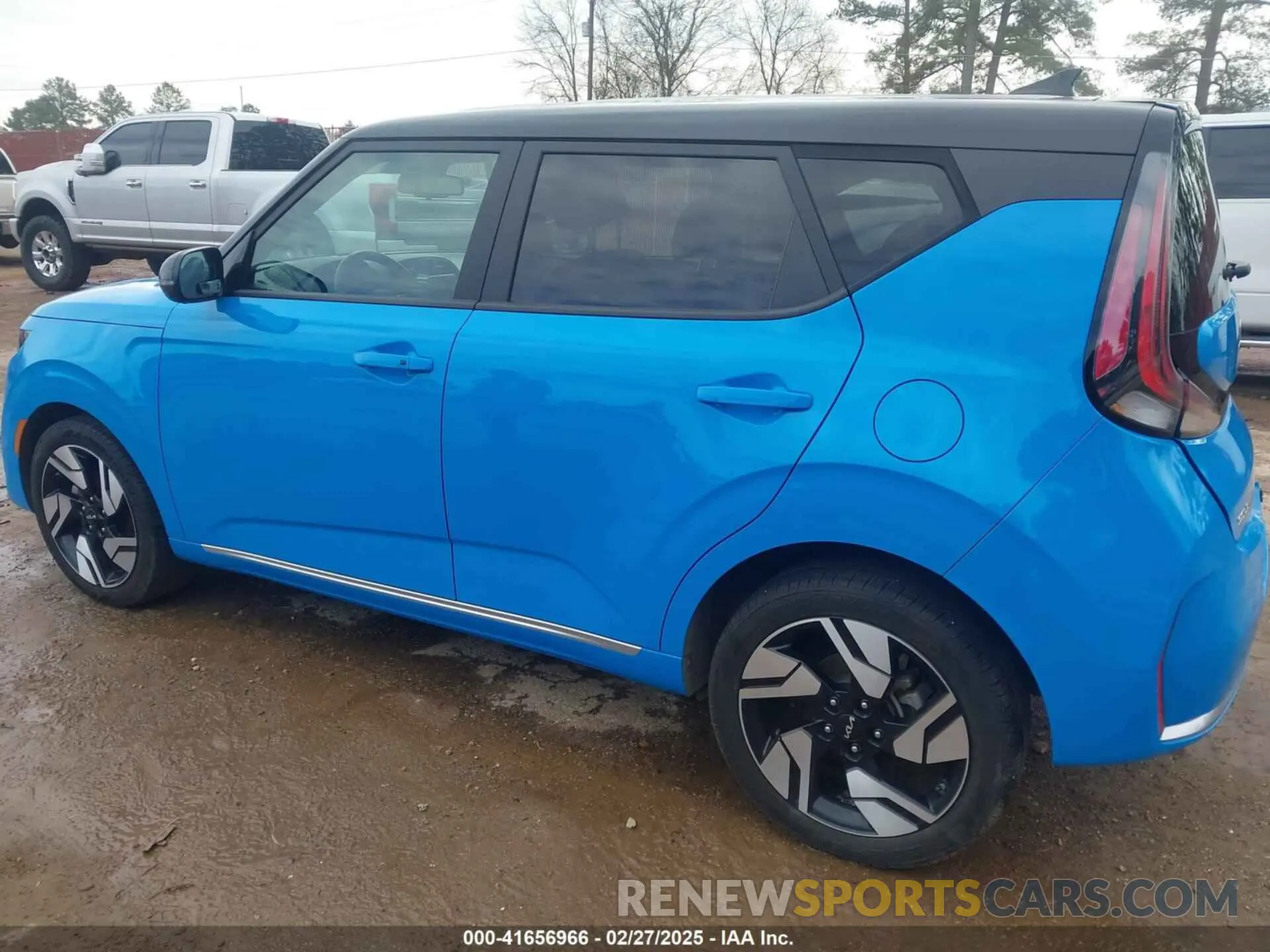 3 fotografías del automóvil dañado KNDJ53AU7P7193970 KIA SOUL 2023
