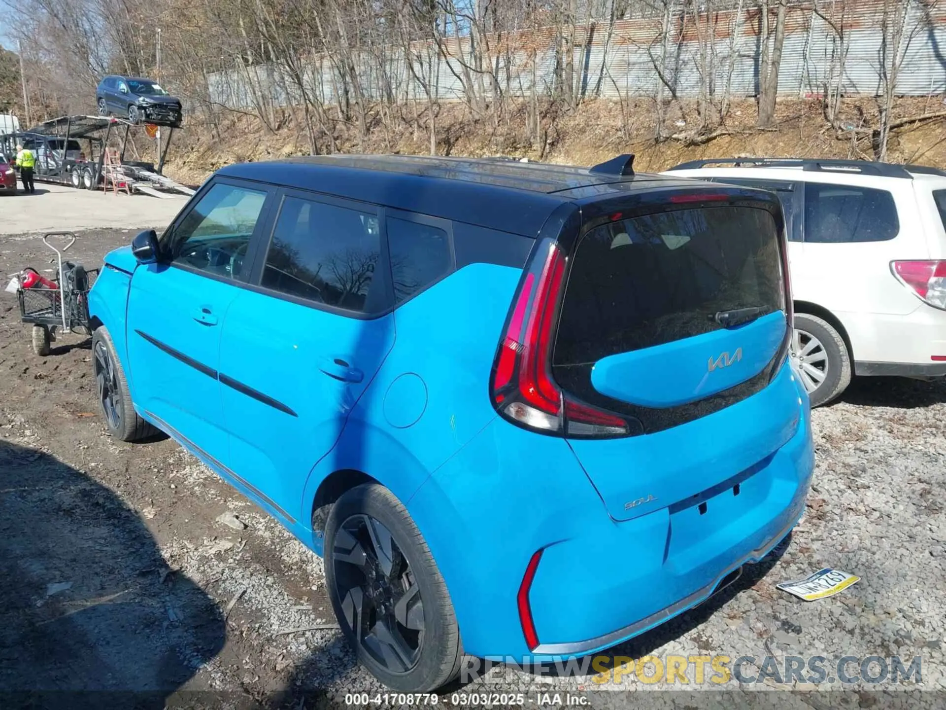 19 fotografías del automóvil dañado KNDJ53AU7P7206961 KIA SOUL 2023