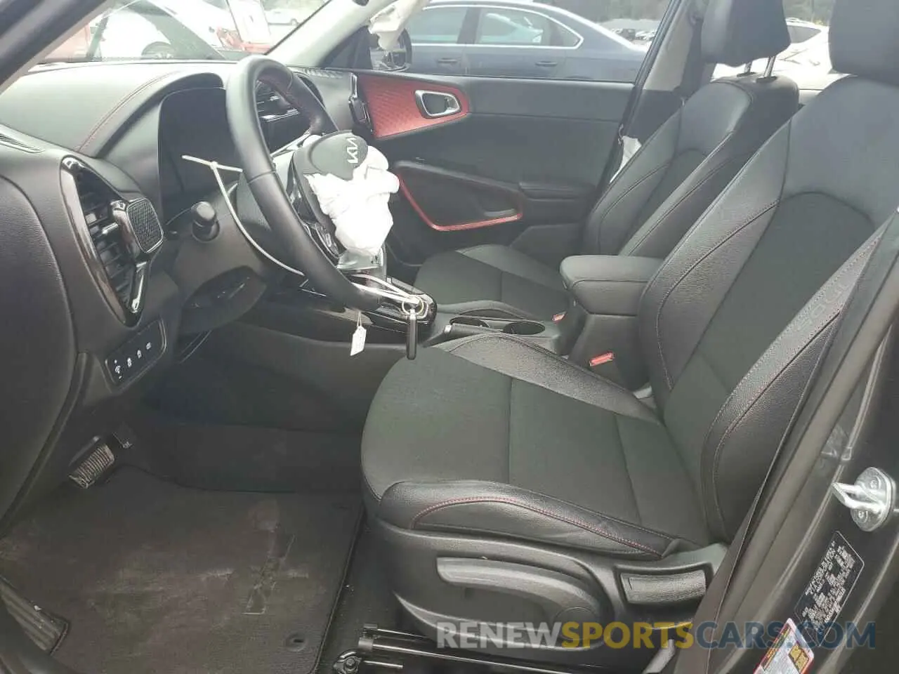 7 fotografías del automóvil dañado KNDJ53AU8P7882125 KIA SOUL 2023