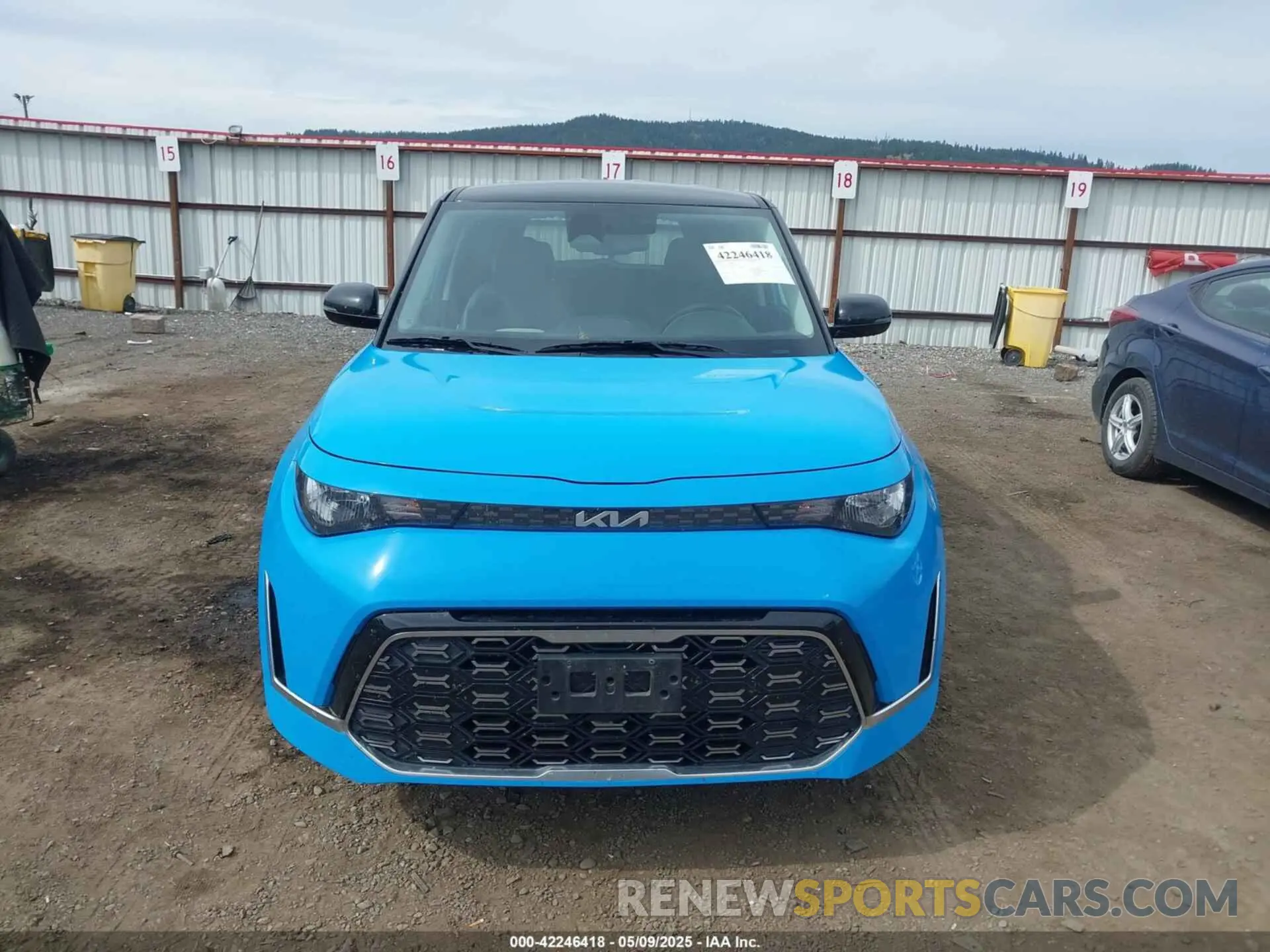 13 fotografías del automóvil dañado KNDJ53AUXP7192196 KIA SOUL 2023
