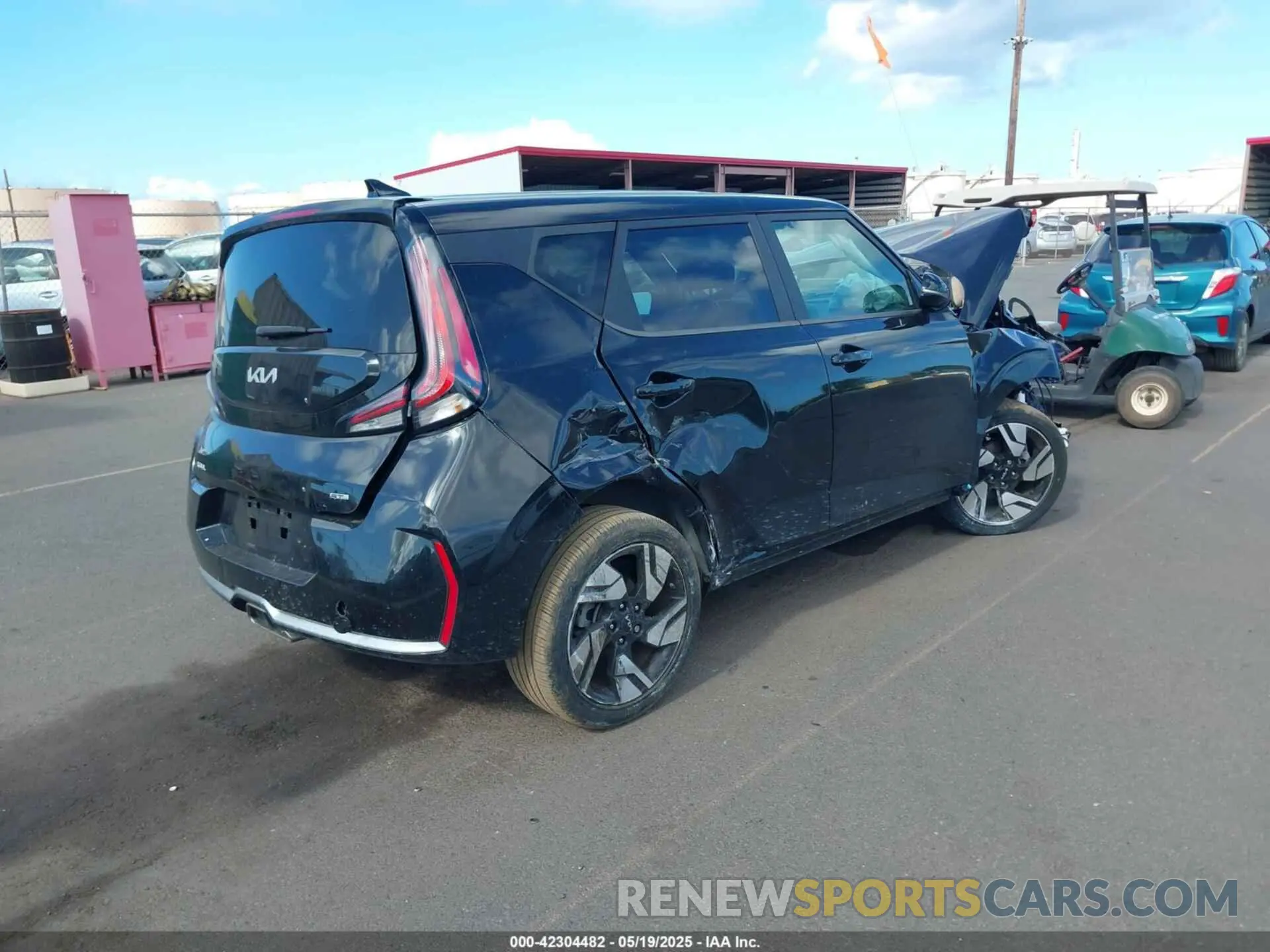 4 fotografías del automóvil dañado KNDJ53AUXP7849451 KIA SOUL 2023